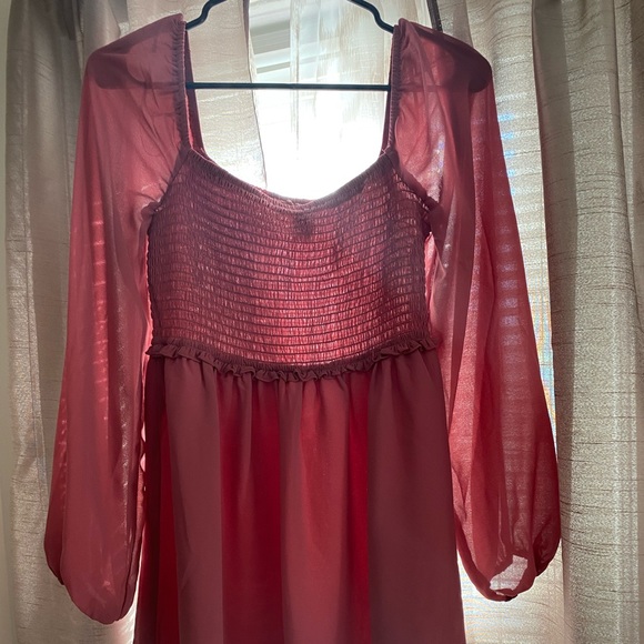 Forever 21 Dresses & Skirts - Like New Condition - barely used Forever 21 Womans Chiffon Smocked Mini Dress